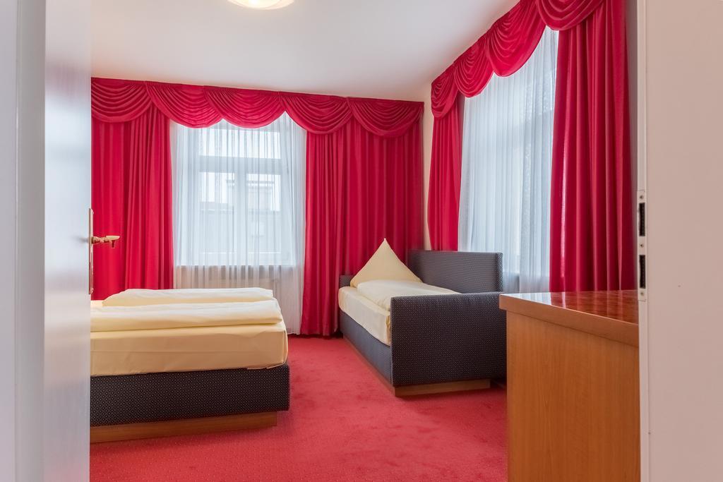 Hotel Bayernland München Buitenkant foto