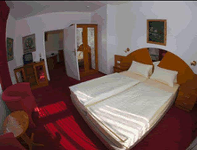 Hotel Bayernland München Buitenkant foto